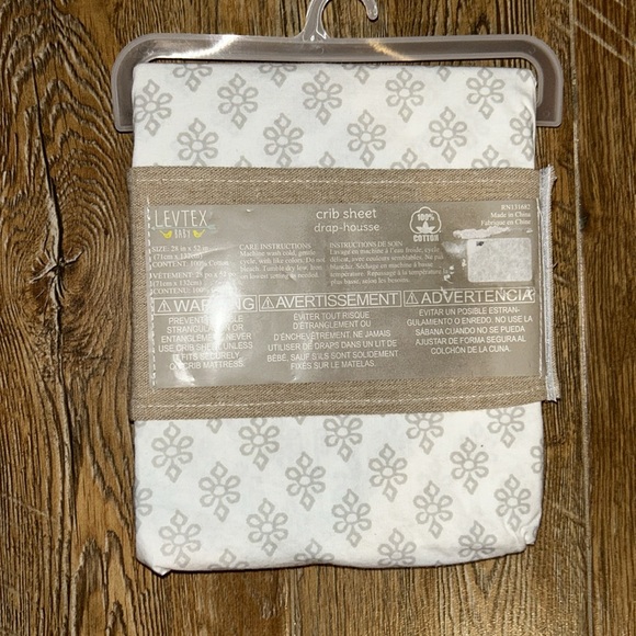 New Levtex Baby Crib Fitted Sheet - Picture 2 of 2